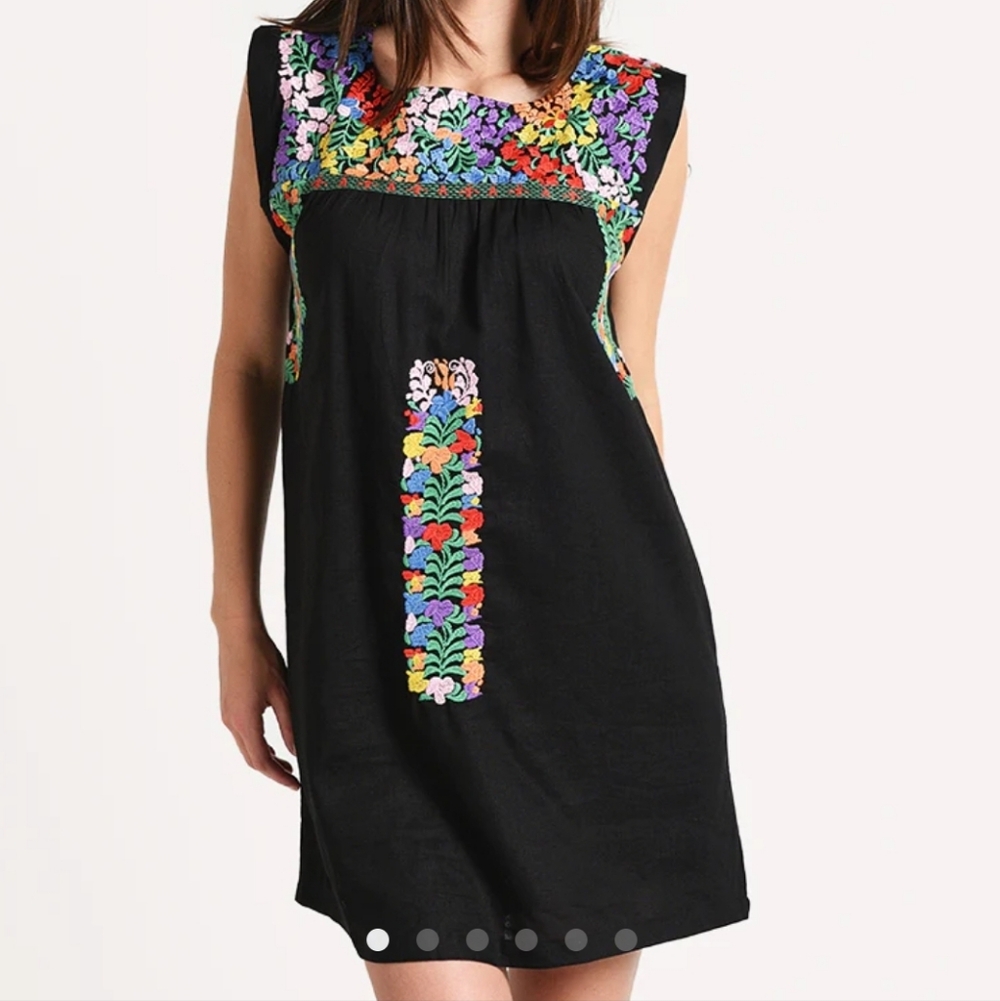 J.Marie Black Embroidered Shift Dress with Multicolor Floral Accents Small